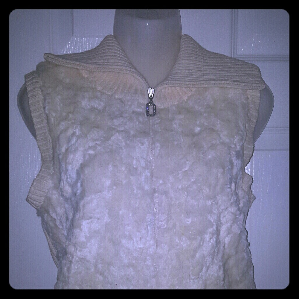 DKNY VEST